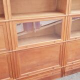 Bibliothèque de notaire vintage