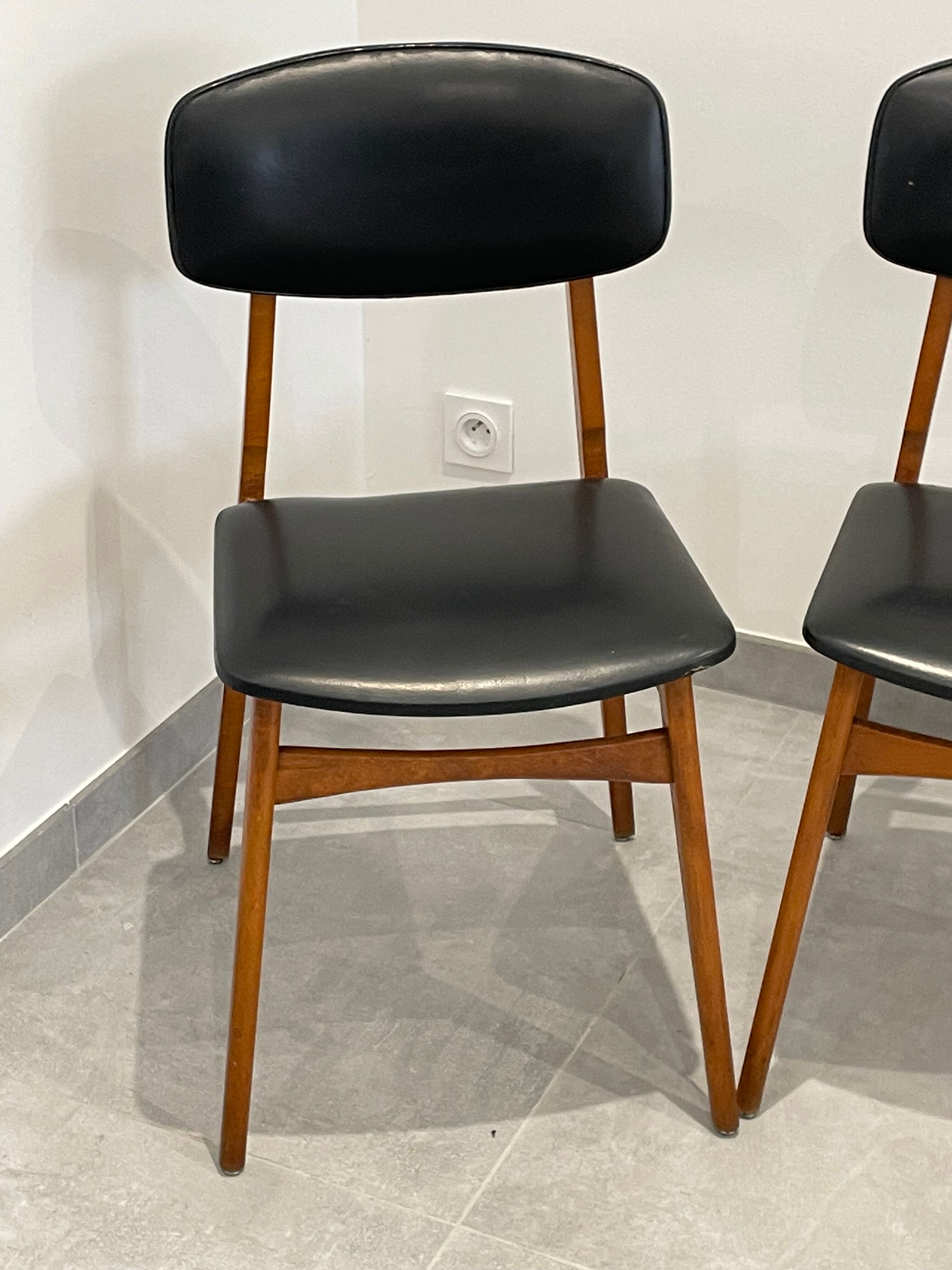 Scandinavian style design chair, set of 3