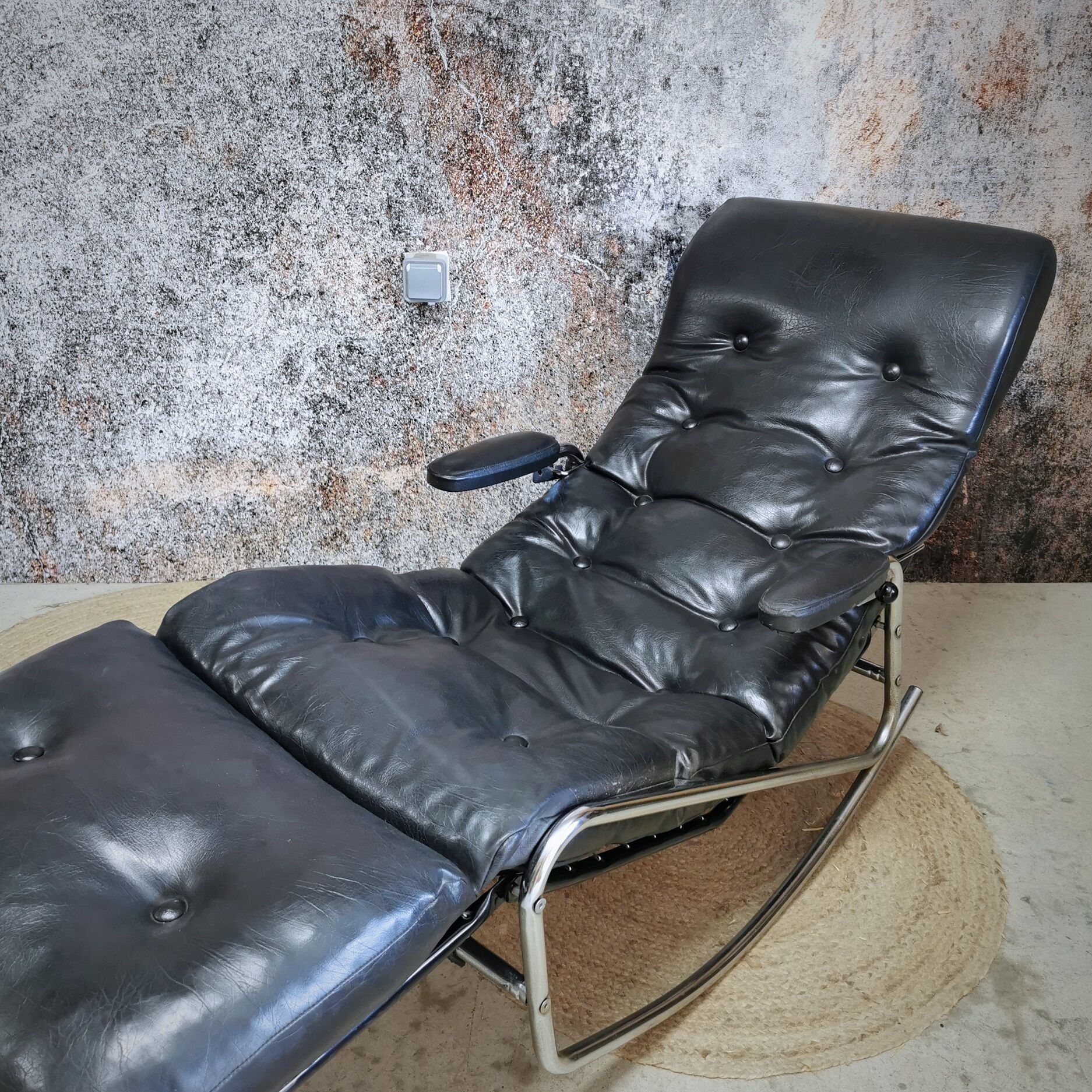 Black leather rocking chair, Banmüller