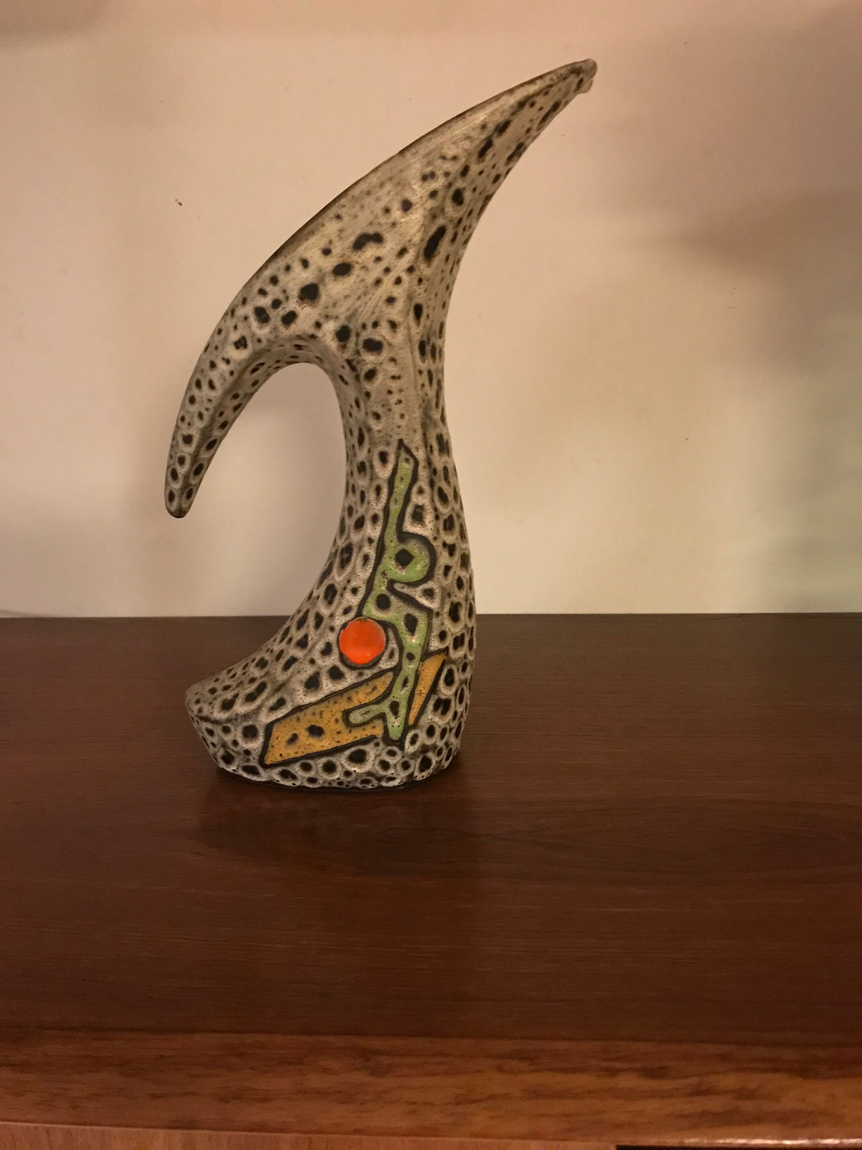 vase forme libre Vallauris Marius Bessone  années 50/60  zoomorphe