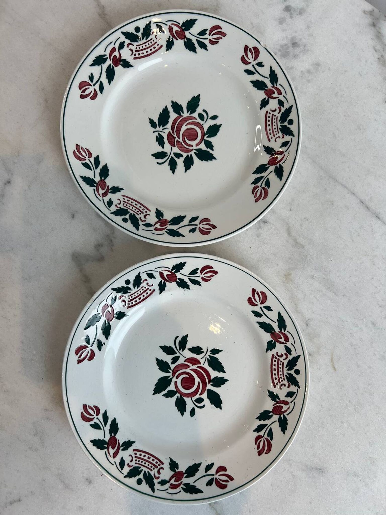 Deux assiettes plates Villeroy & Boch
