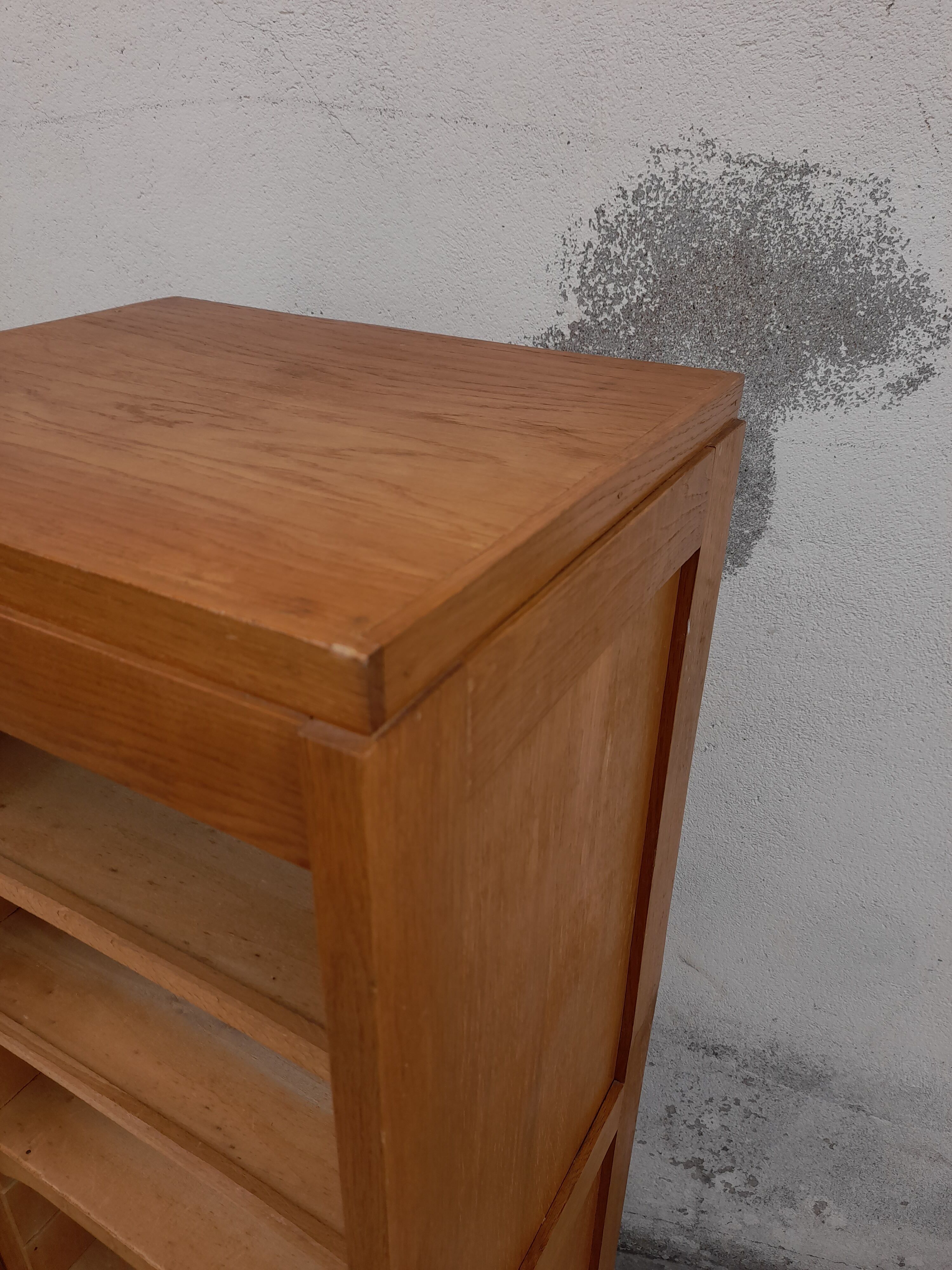 Old curtain cabinet cabinet