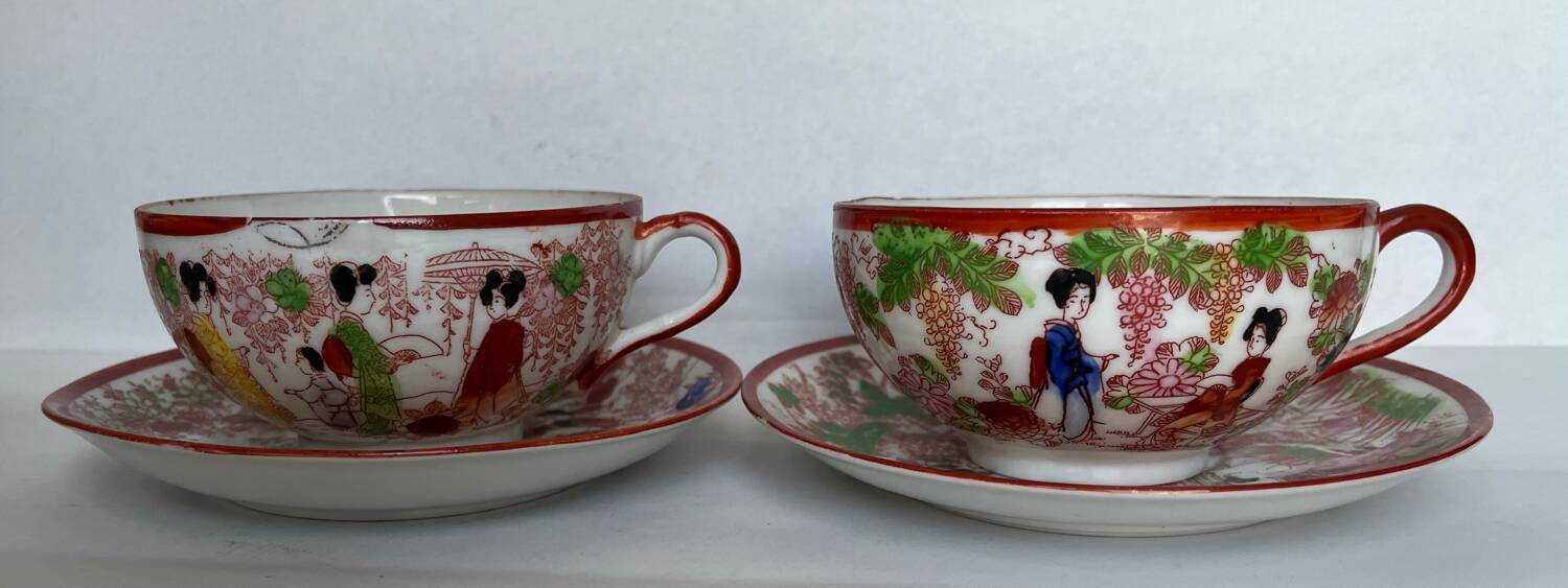 2 fine porcelain tea cups