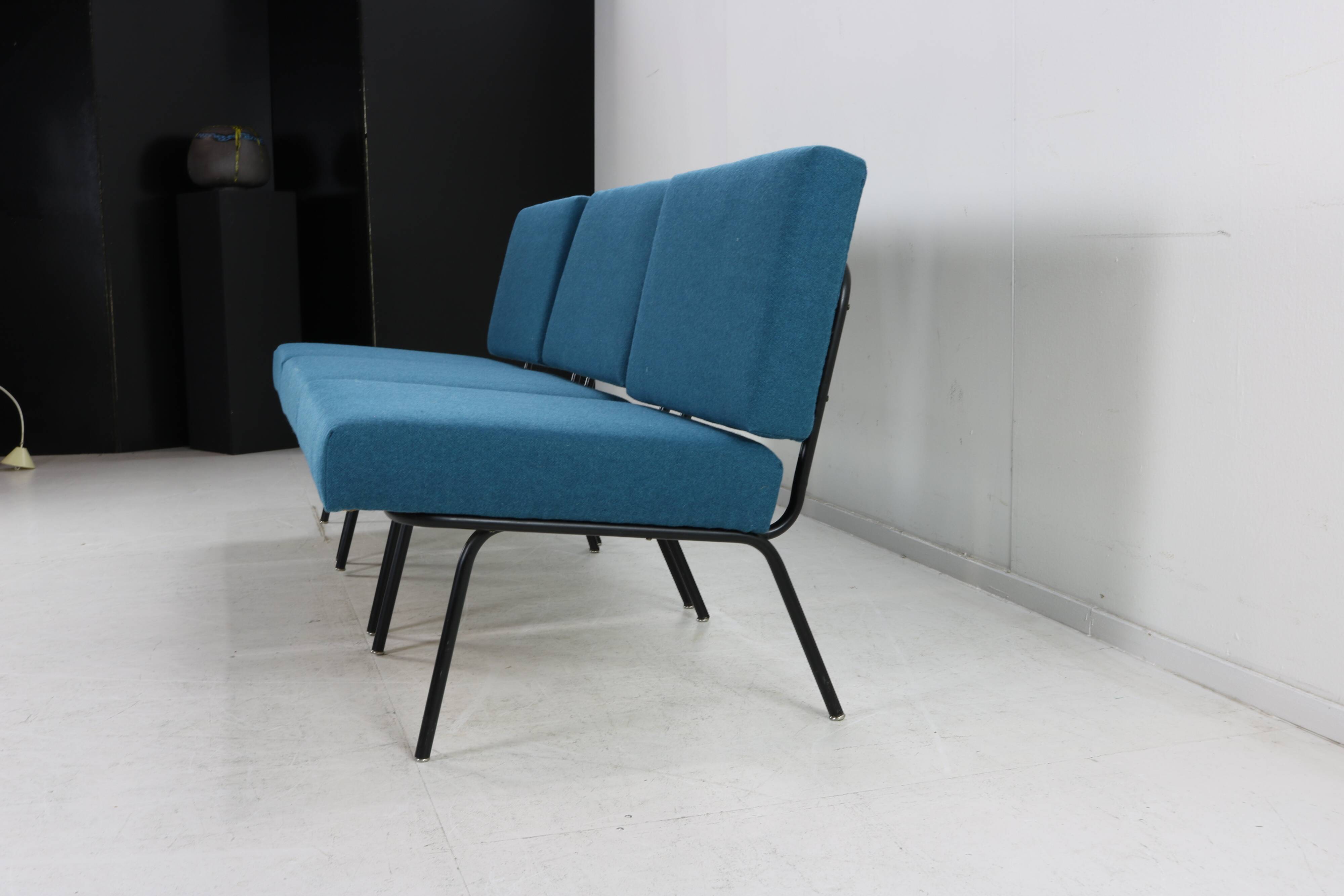 Set of three model 31 easy chairs by Florence Knoll