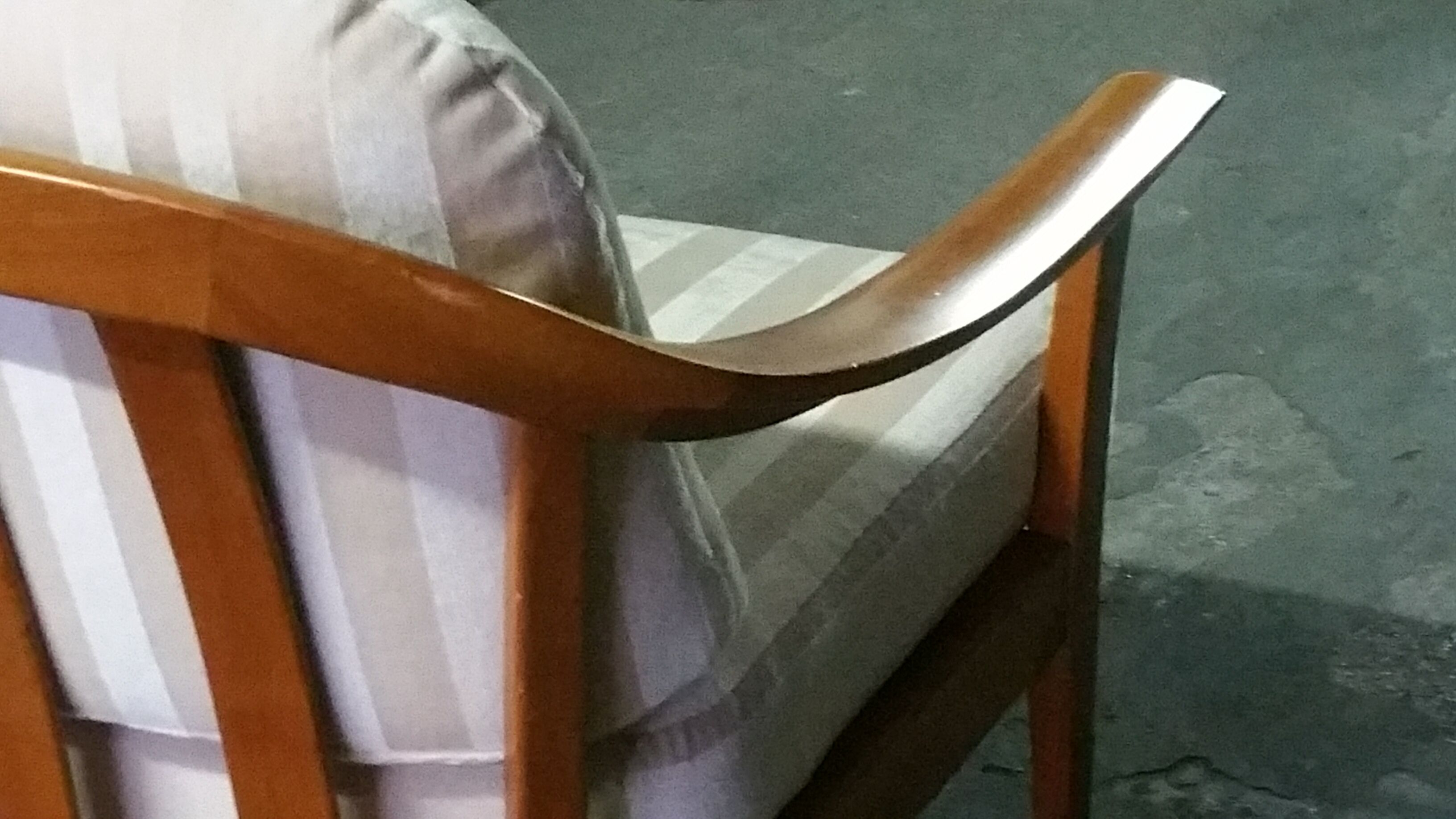 Scandinavian years 50 60 Knoll sofa