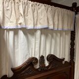 Four poster bed