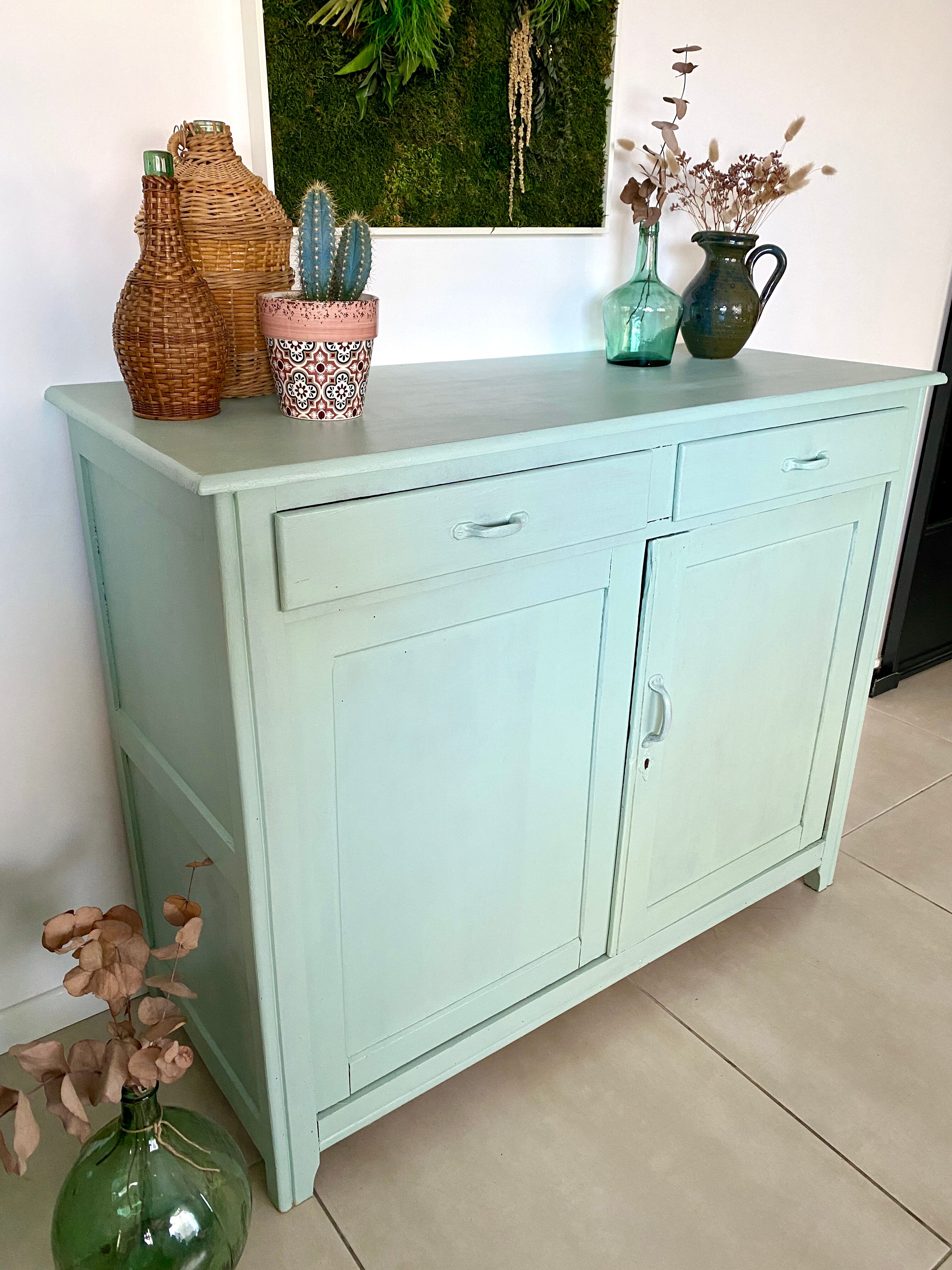 Parisian buffet green mint