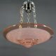 Suspension Art Déco moderniste en verre rose et bronze chromé, par Henry Petitot, 1935