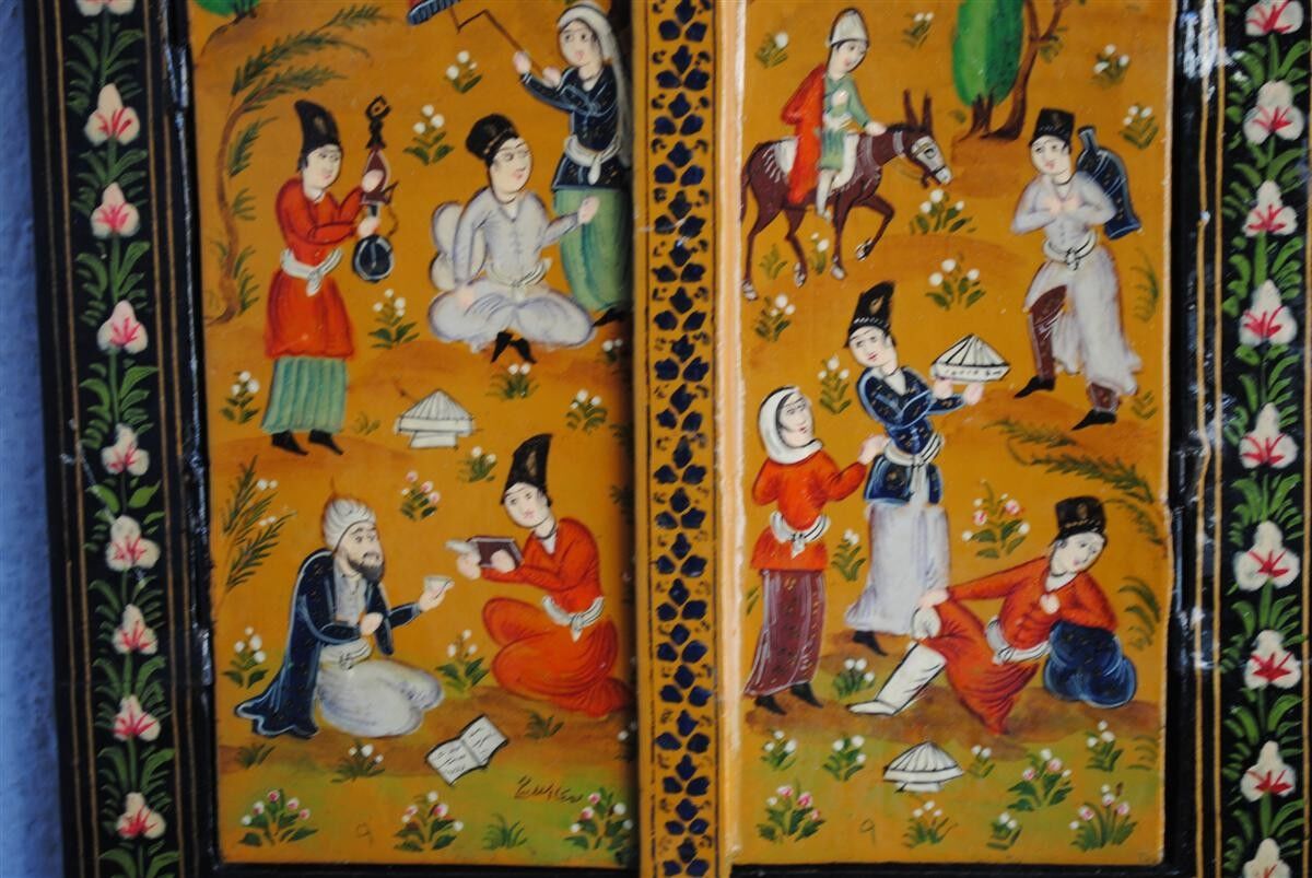 Mirror painted triptych 32cm