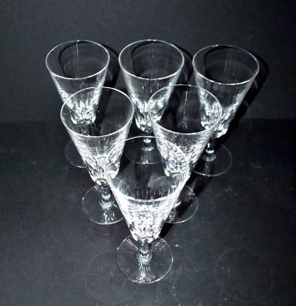 Baccarat lot de 6 flûtes à champagne en cristal taillé modèle Carcassonne 1960