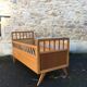 Lit enfant en bois pied compas