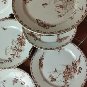 7 flat plates in earthenware from Sarreguemines U&C "Carmen"