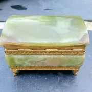 Ashtray, onyx jewellery box from the 1960s, vintage Italy.