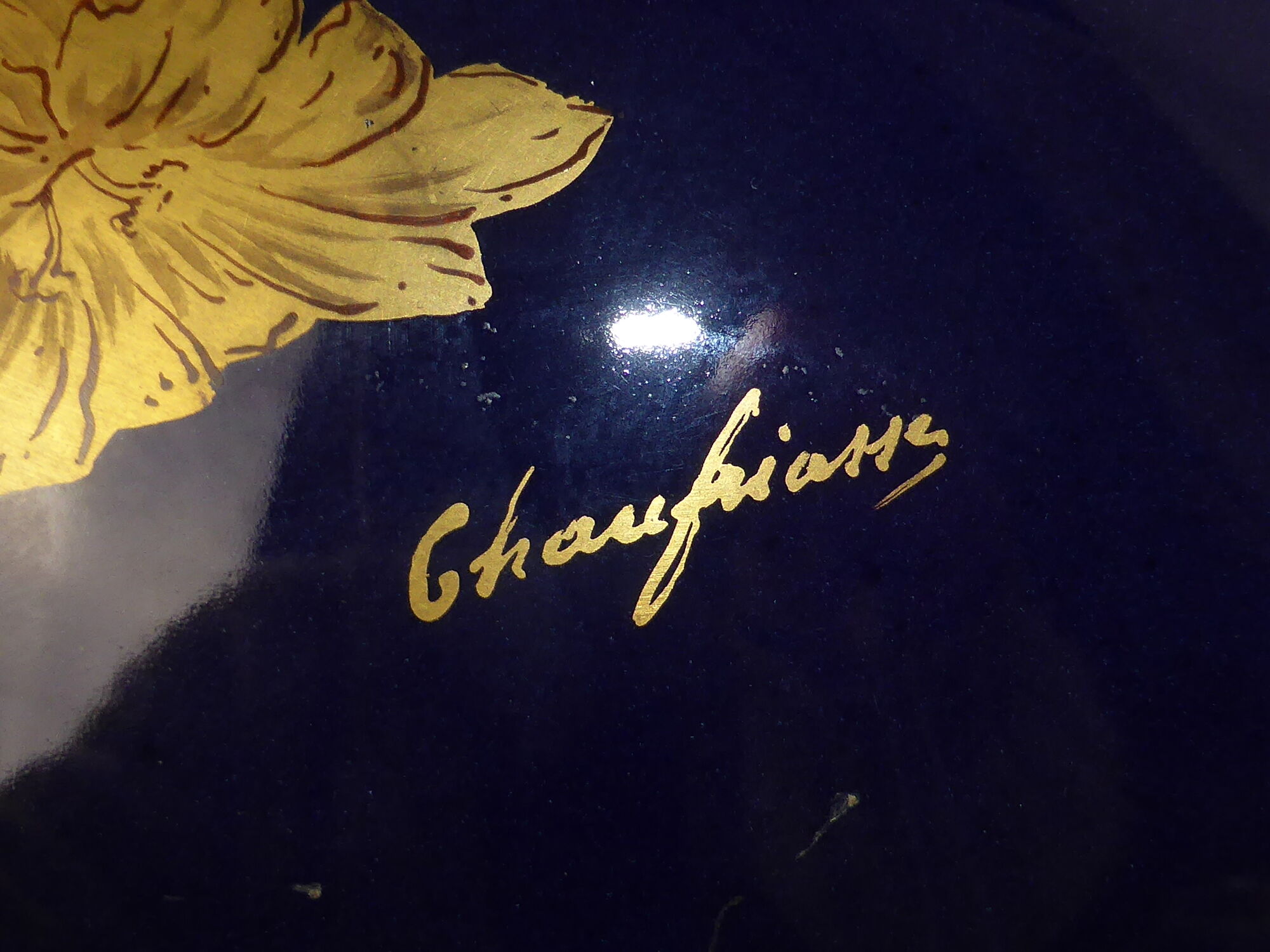 Vase in Limoges porcelain midnight blue signed Chaufriasse-Diam. 20cm