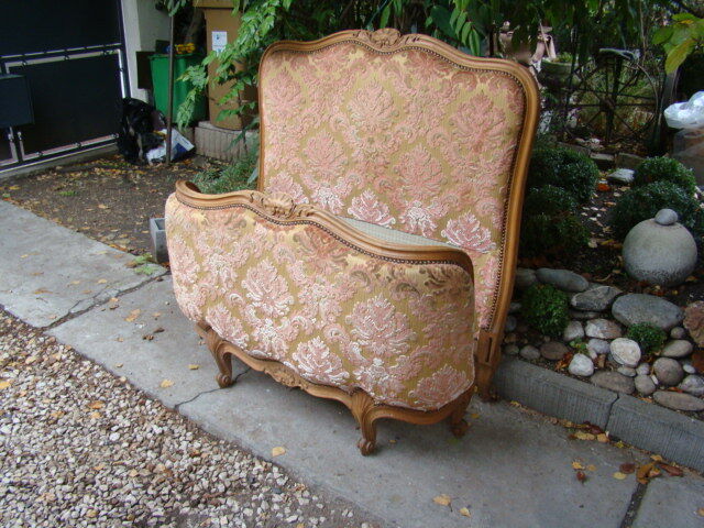 Bed style a half old trash