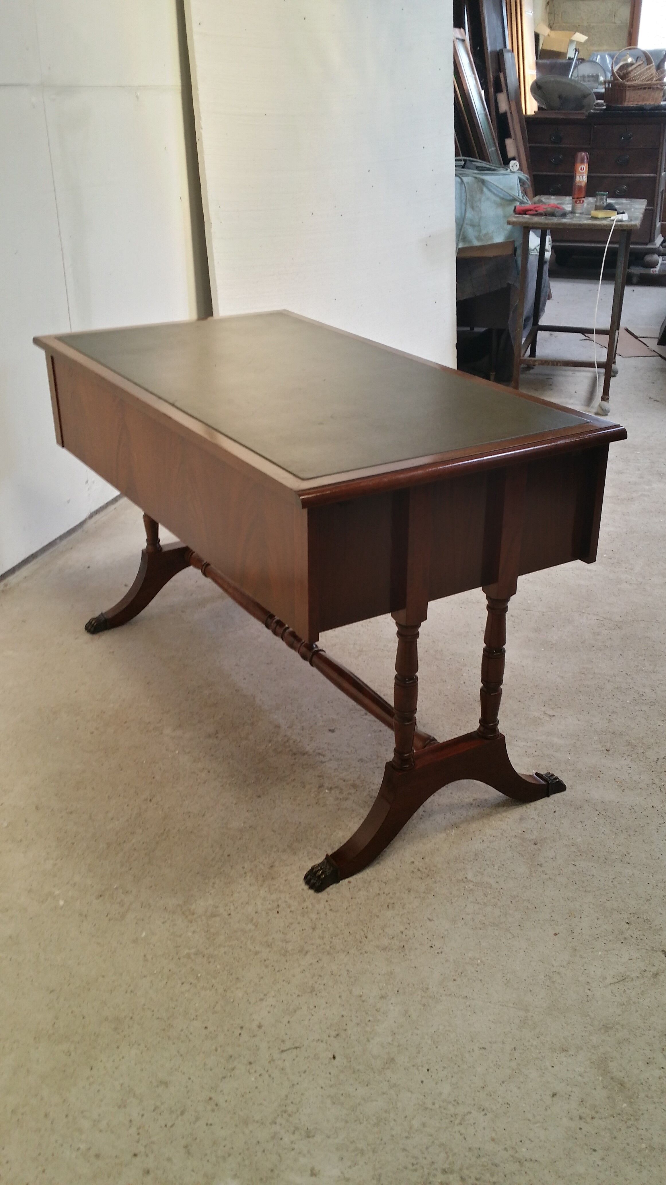 Bureau cuir anglais acajou