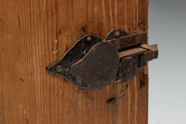 Cabinet Rustique de Travail Populaire, France, XVIIIe Siècle