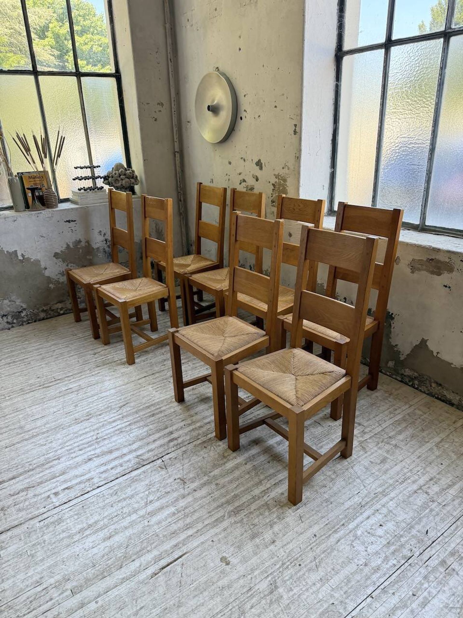Set of 8 blond oak chairs with straw seats