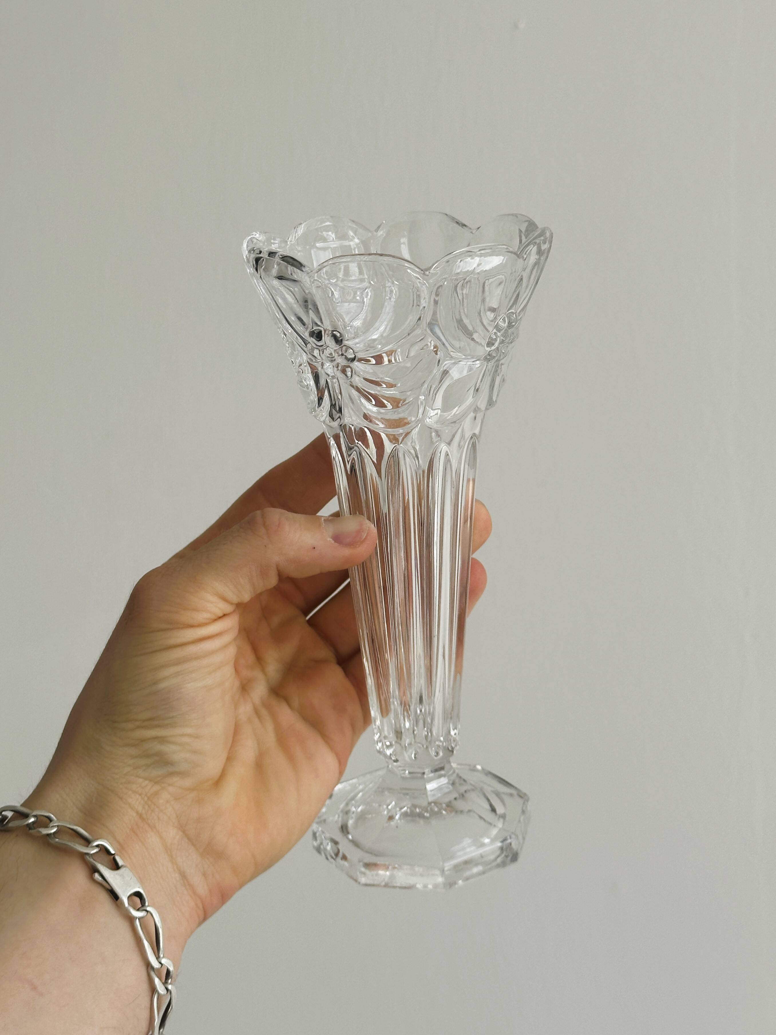 Small glass soliflore vase