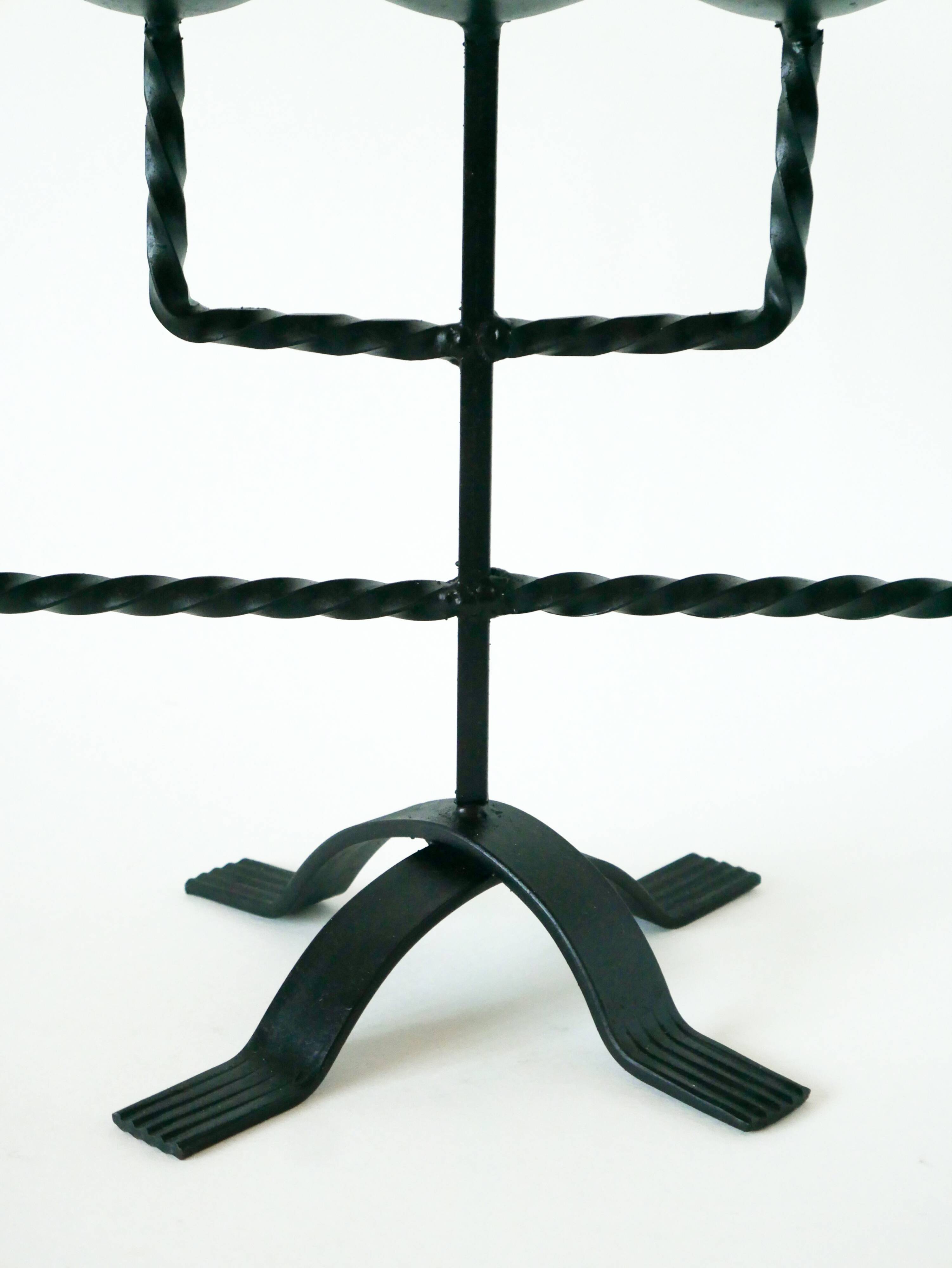 Large five-light wrought iron candle holder, Brutalist, 1970 - 27 X 36 cm