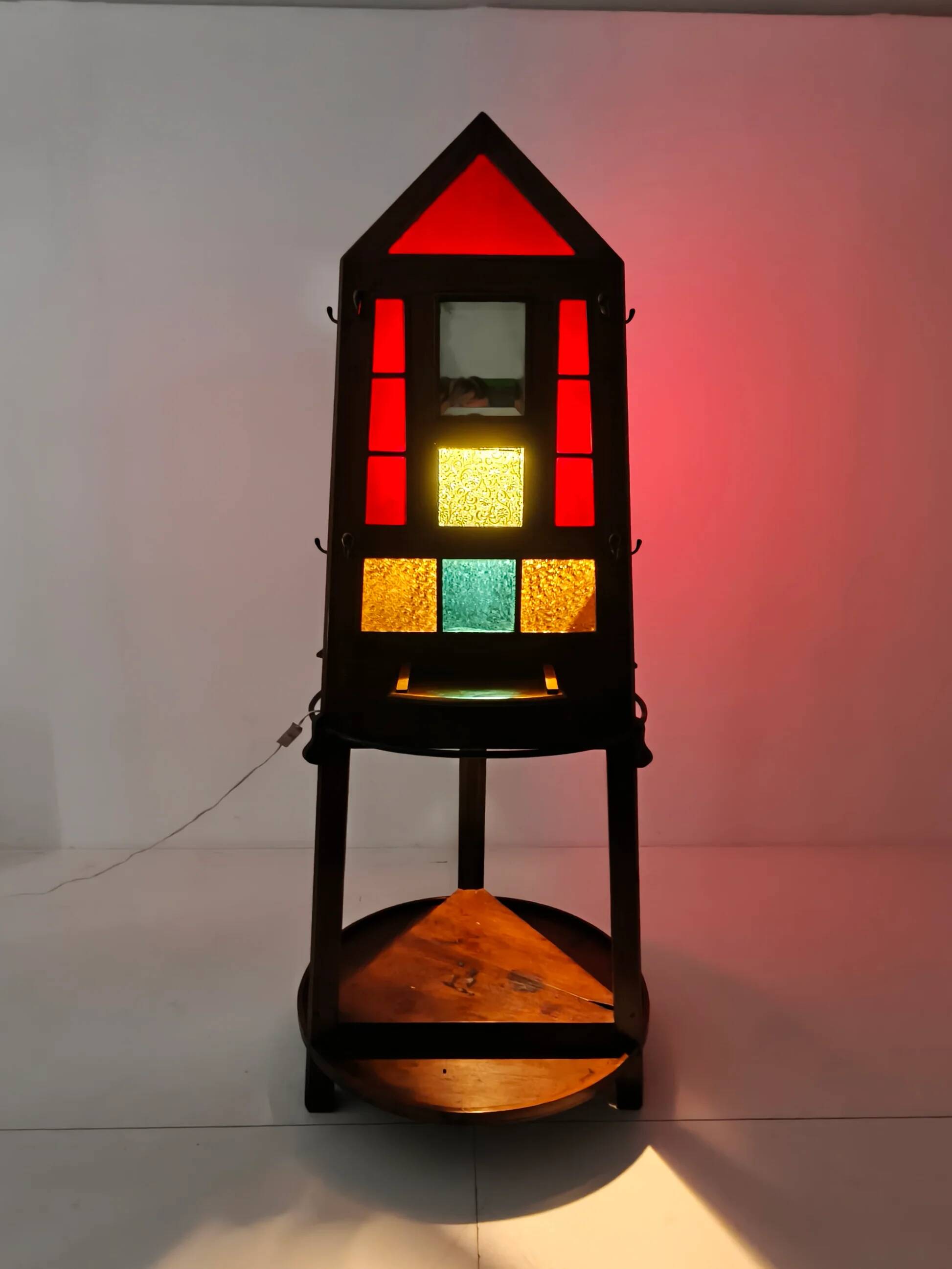 Porte-manteau / porte-parapluies Art Déco en chêne unique – Design obélisque des années 1920 avec vitrail