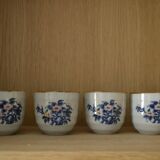 Set of 4 small tea bowls