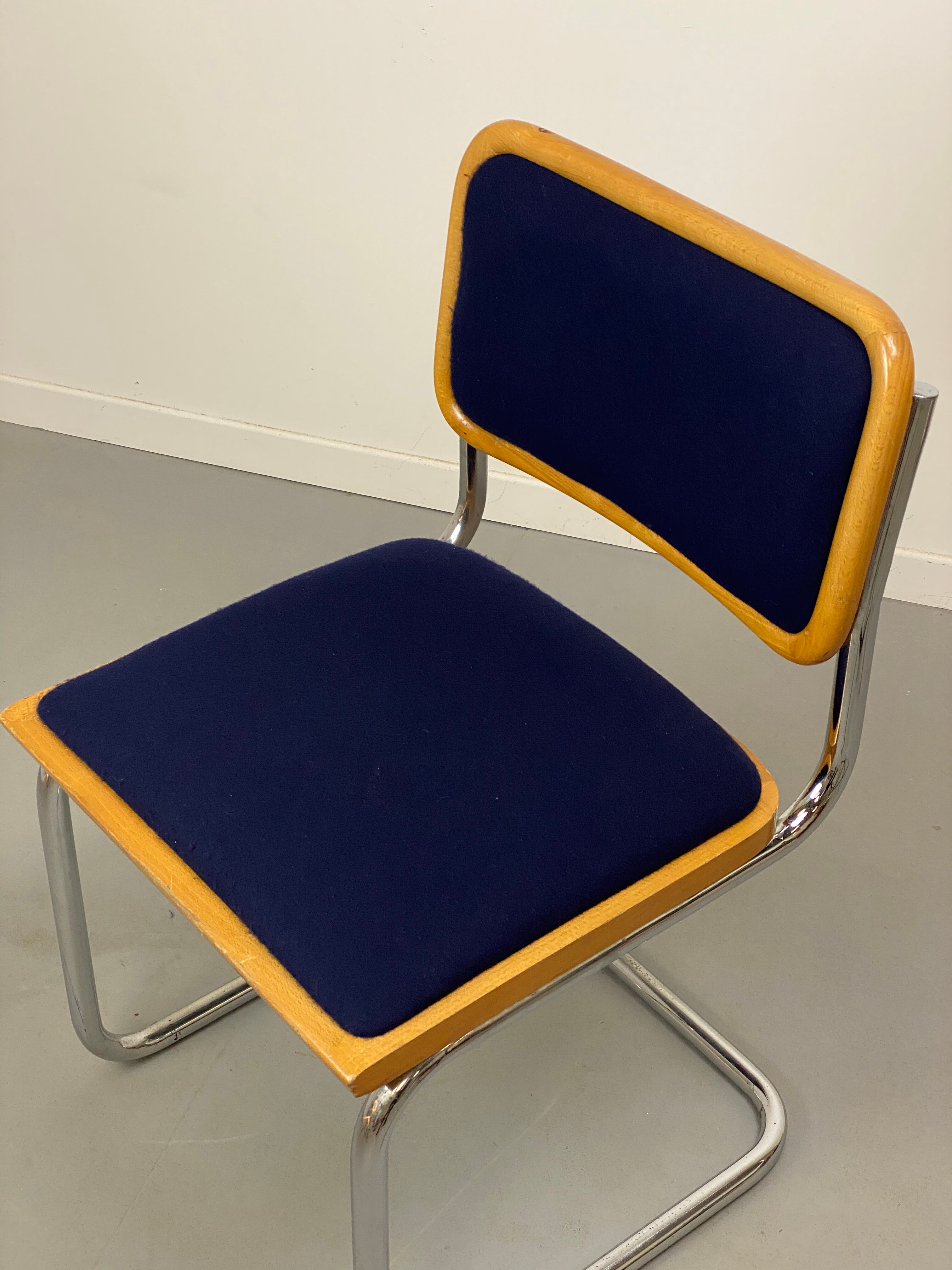 Chair cesca blue Marcel Breuer