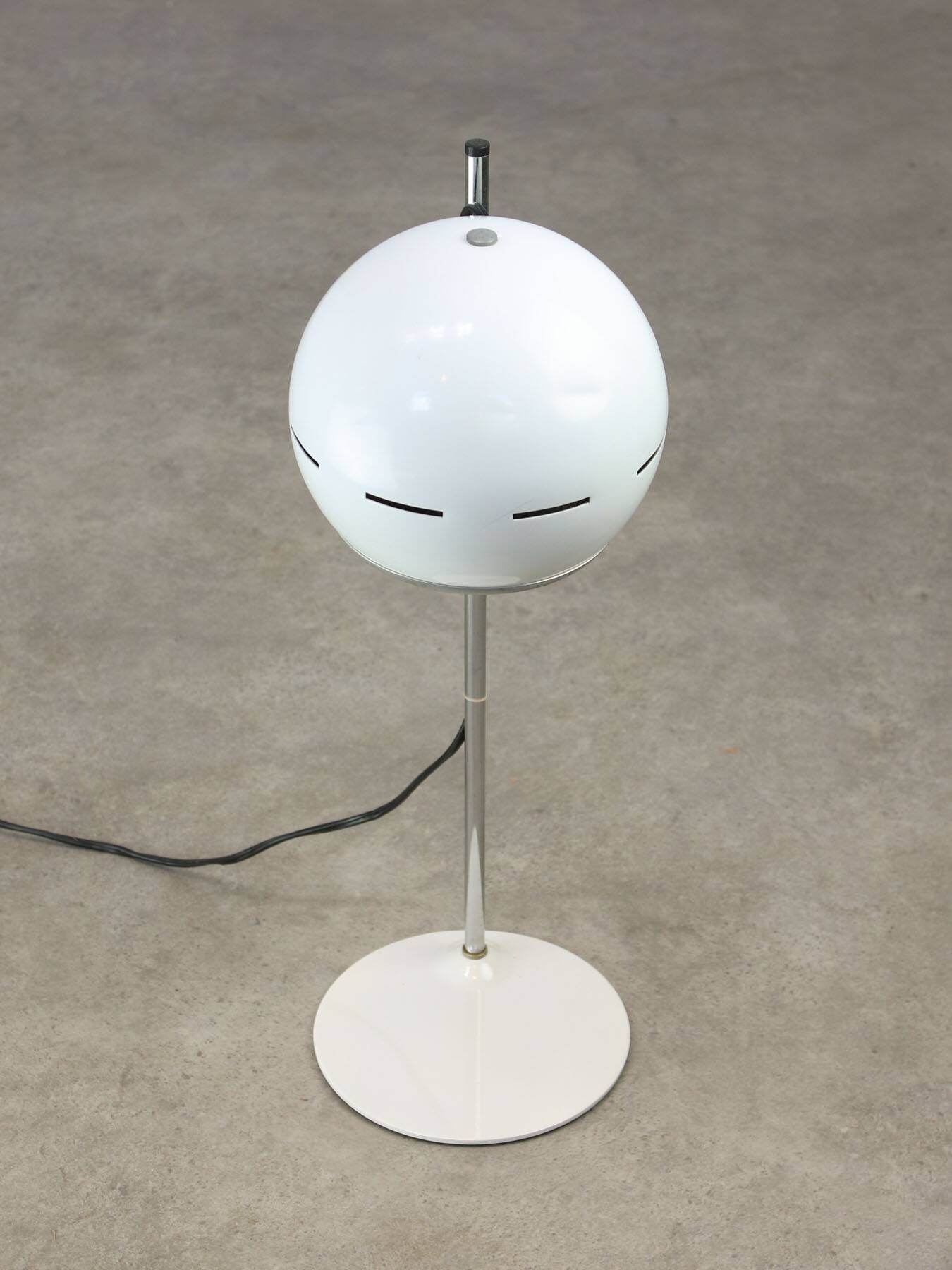 Space-age Italian Table Lamp in White Colour, 1970s