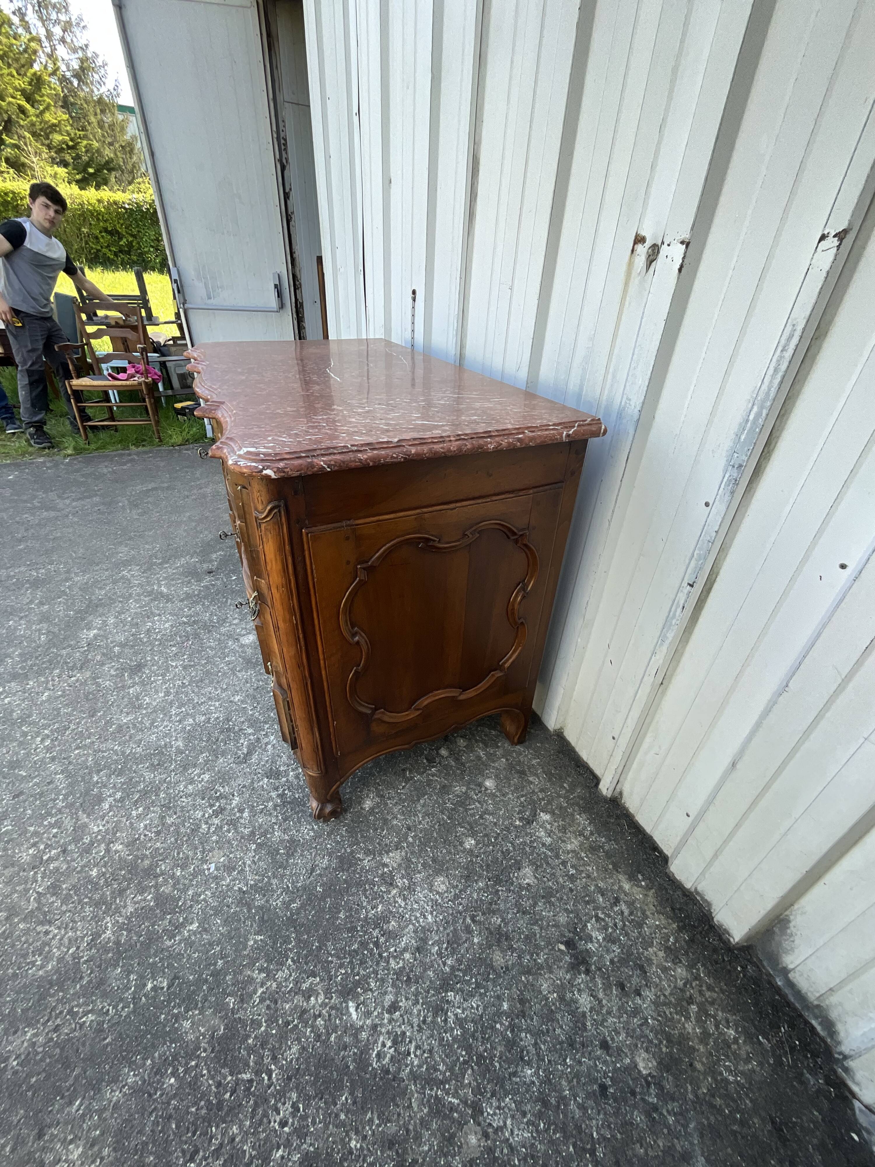 Louis XV Style Walnut Eel Chest of Drawers, Early 19th Century