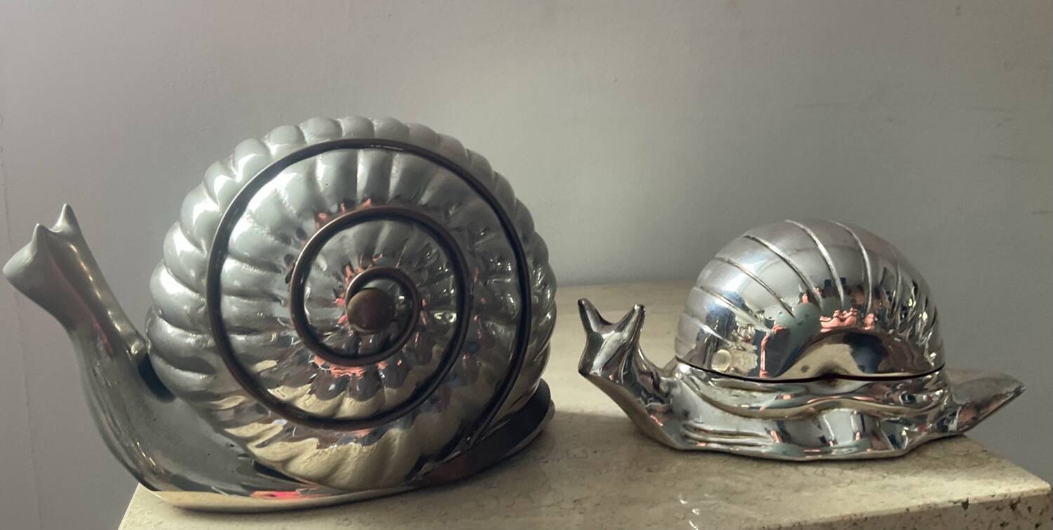 Duo vintage snail jewelry boxes in silver metal