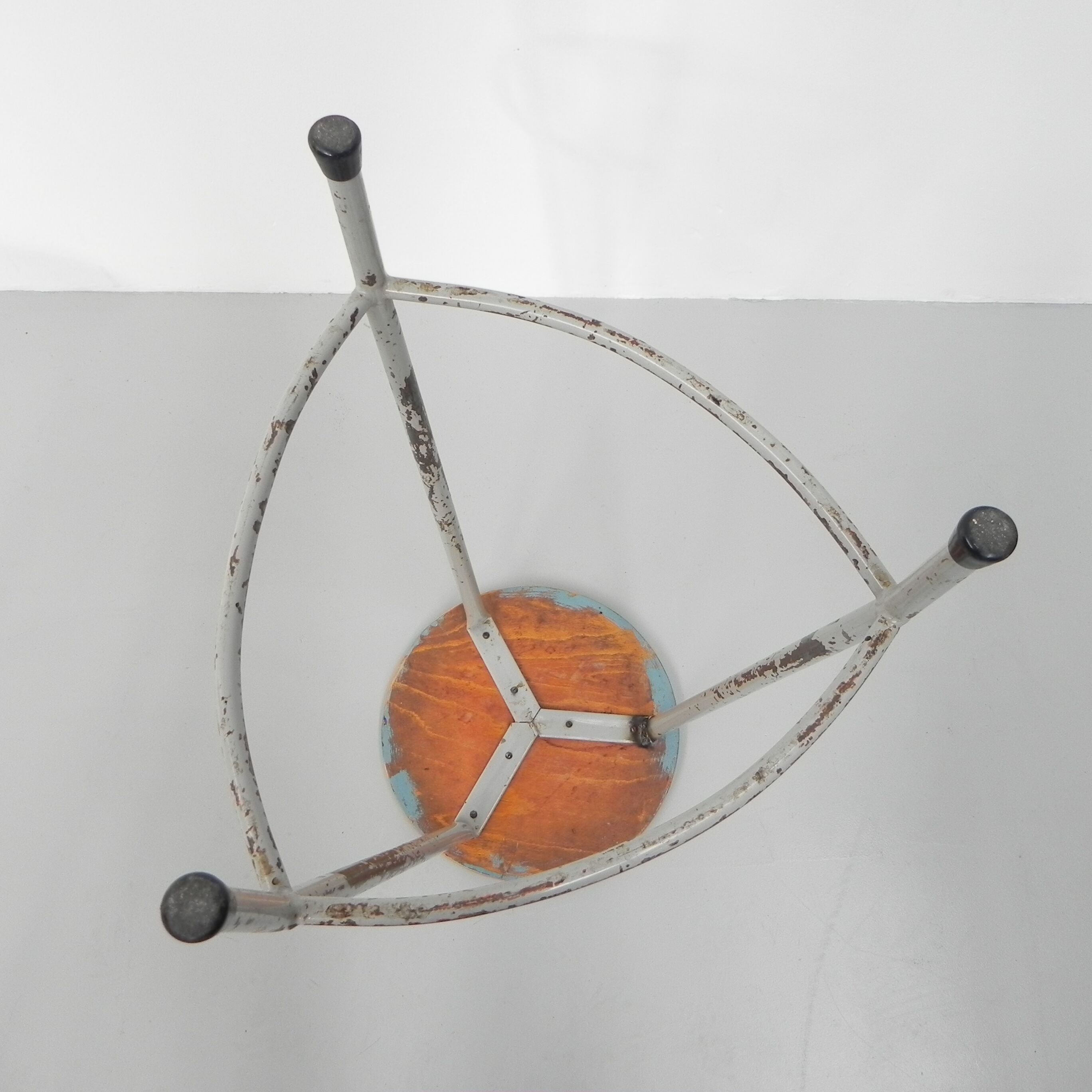 Industrial stool Ahrend de Cirkel