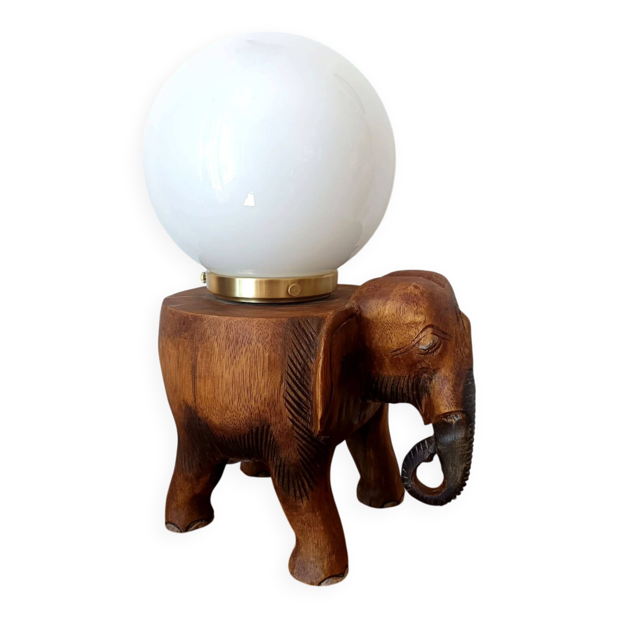 Elephant lamp and opaline