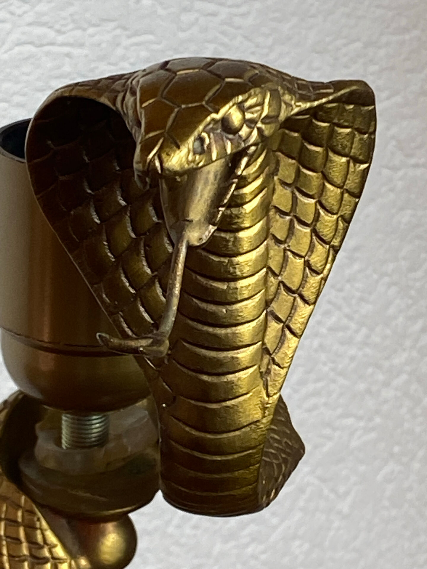 Lampe cobra en bronze 