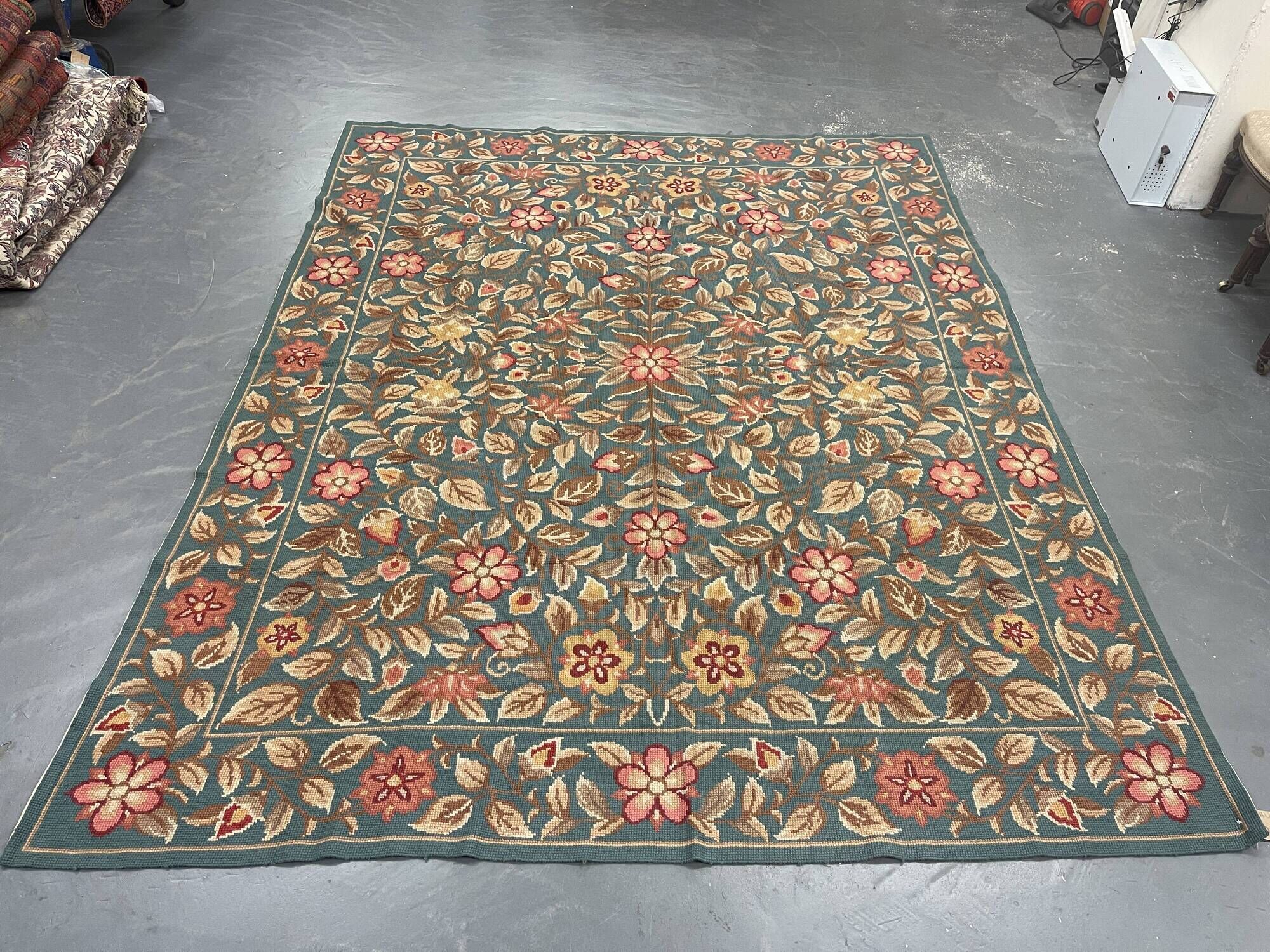 Large Floral Needlepoint Rug 217x277cm Teal Green Traditional Flatweave Carpet