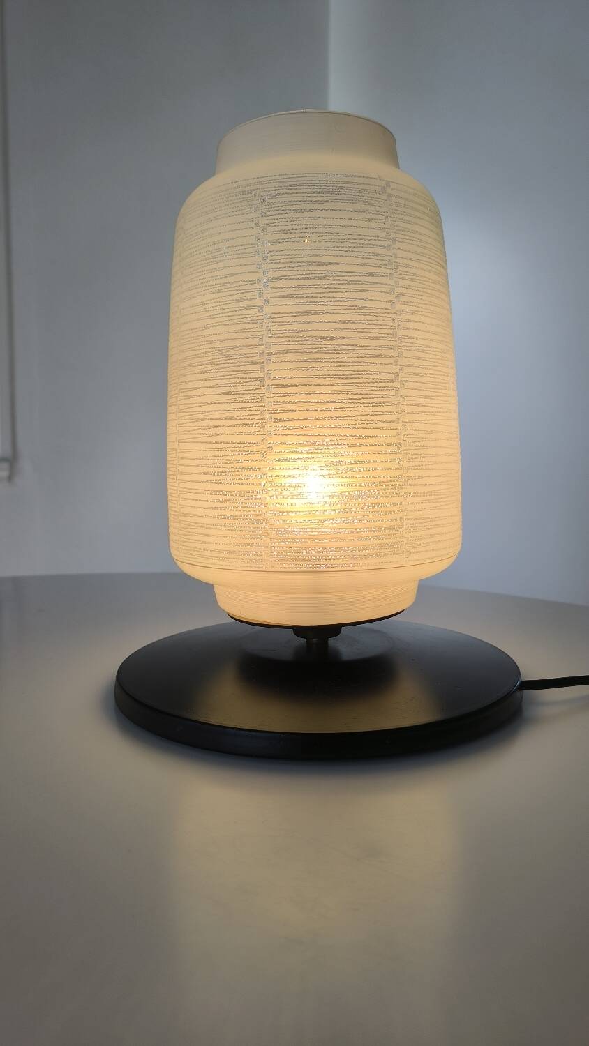 Japanese table lamp from Lunel, 1950