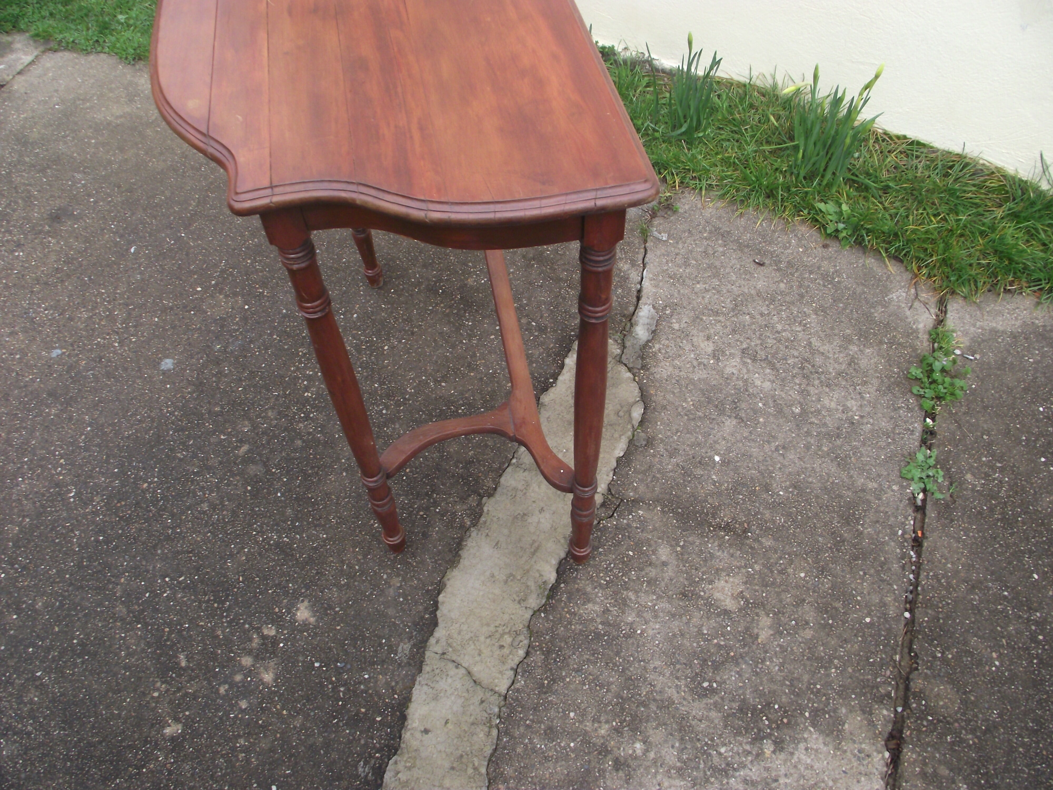 Mahogany console early 20th
