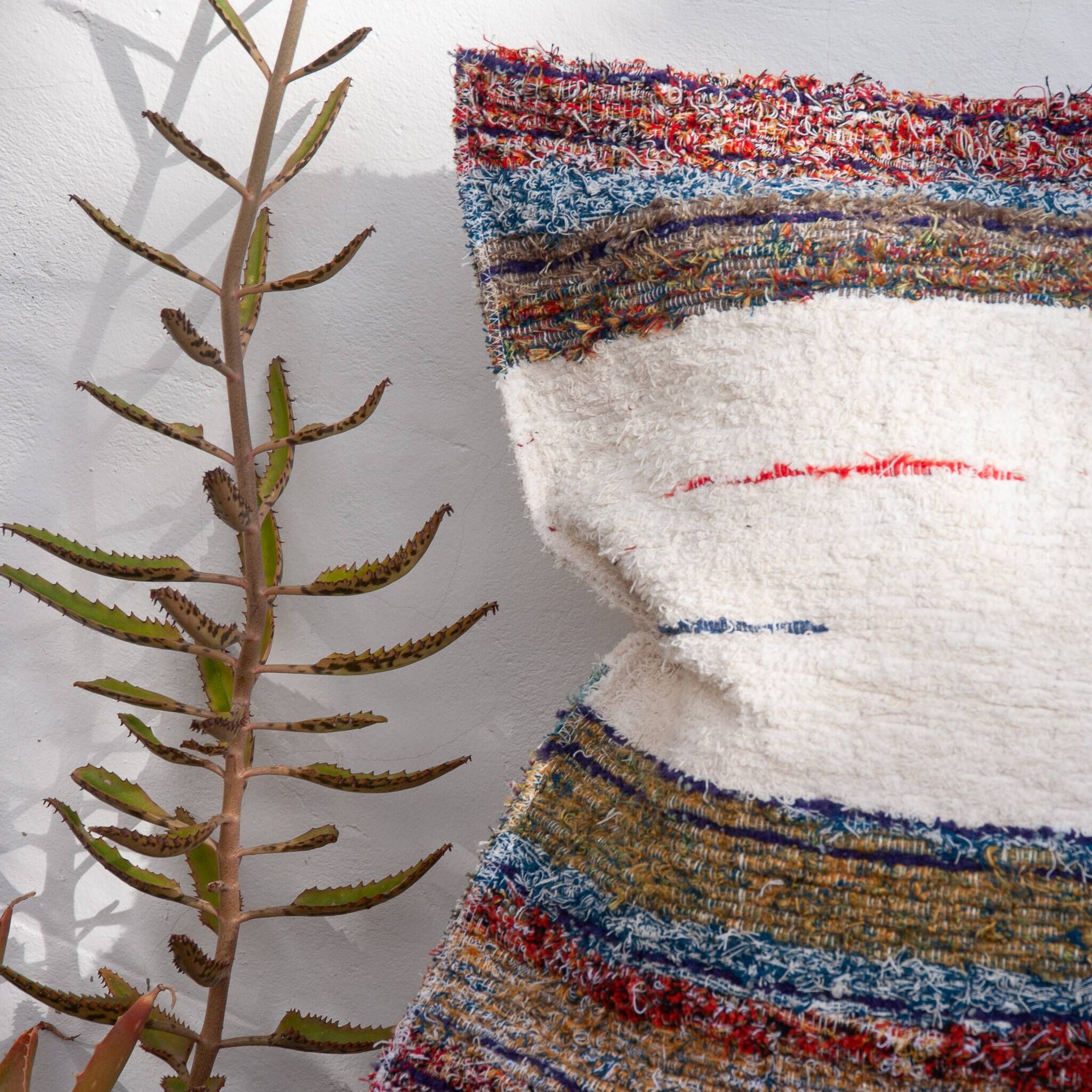 Housse de coussin artisanale en coton recyclé tissé main