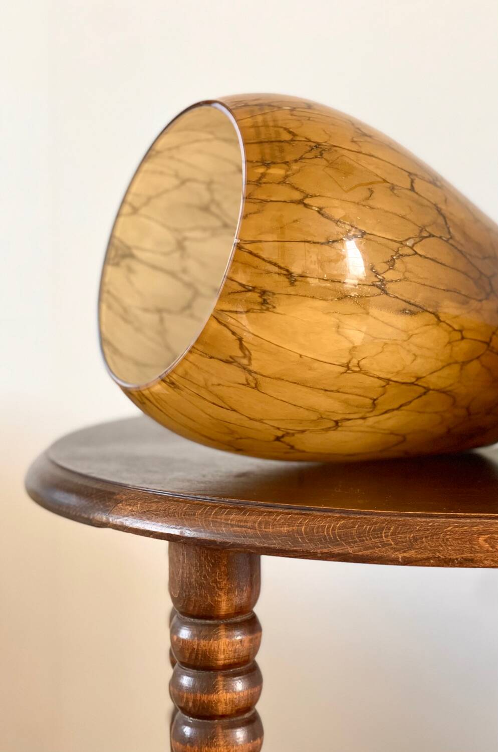 Mouth-blown glass vase.