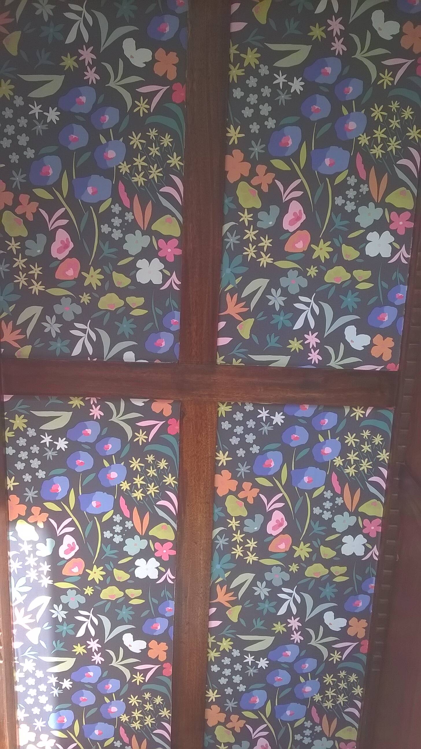 Parisian hotel wardrobe year 1900