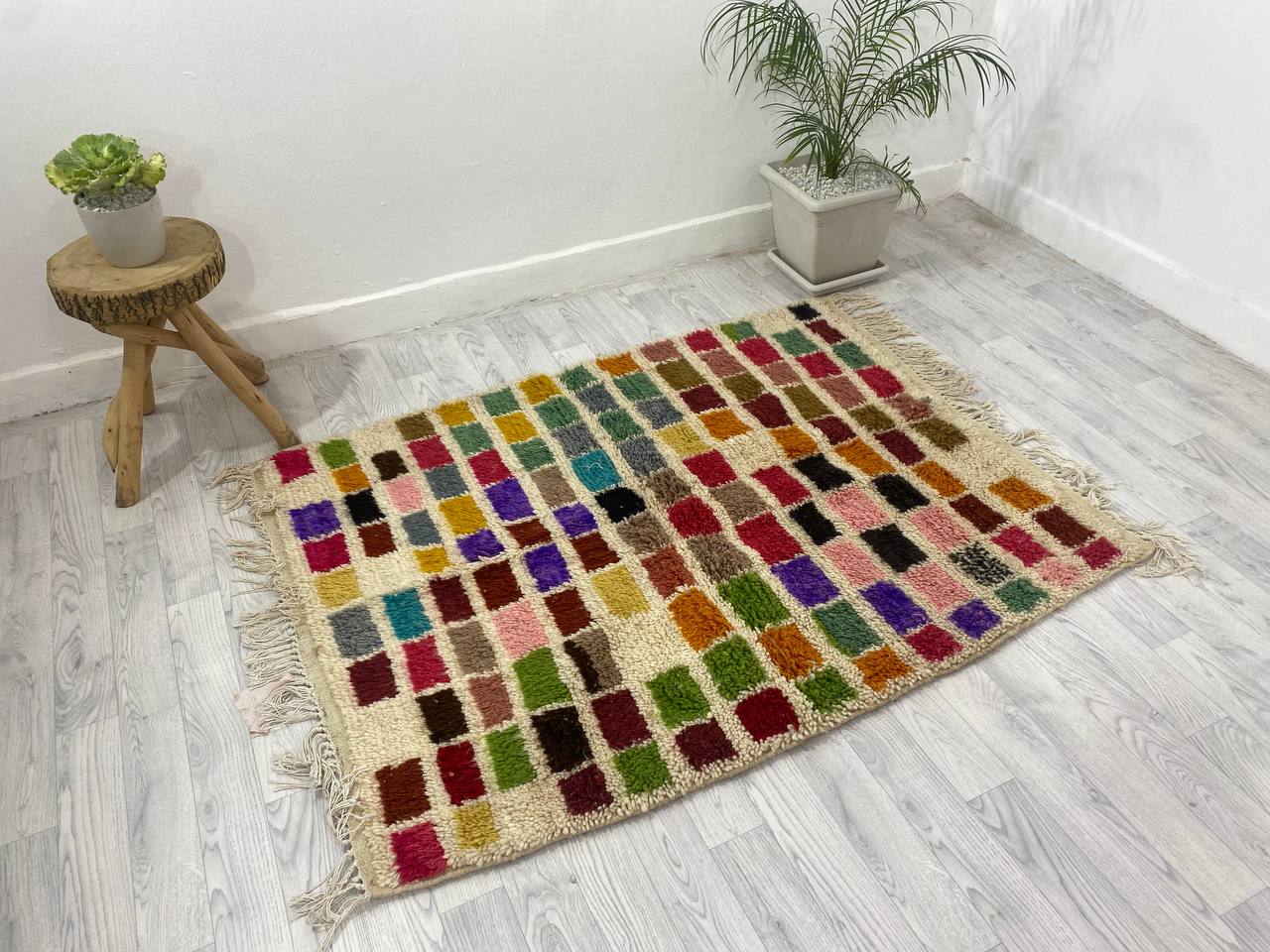 Handcrafted Moroccan Berber carpet 154 X 120 CM