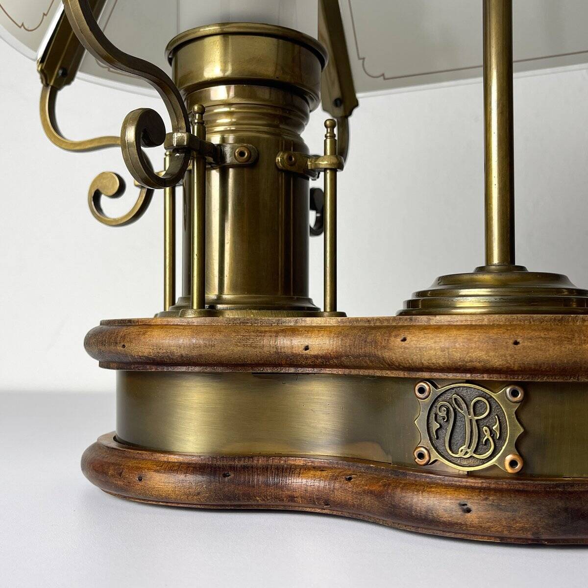 Lampe de table vintage en bois et laiton par Qvist & co, Suède, années 1970
