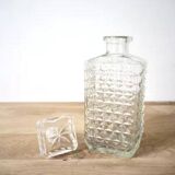 Glass whiskey decanter