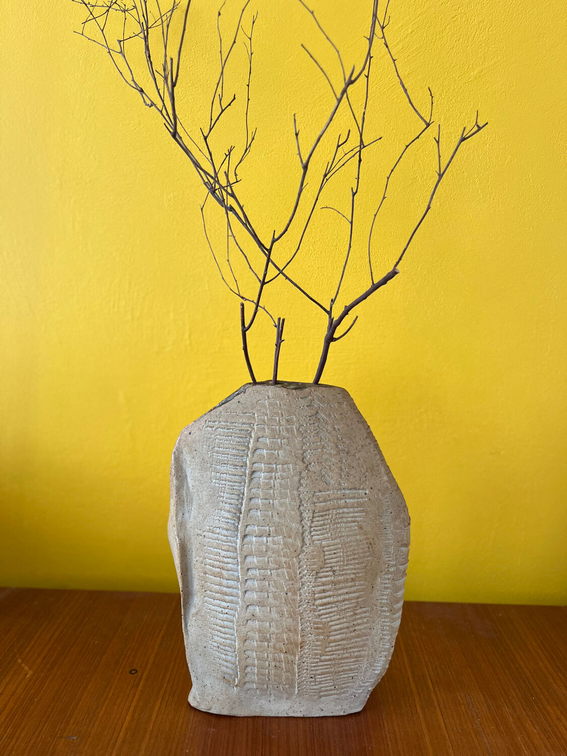 Large scarified brutalist vase in stoneware, La Borne, Francis Arrienon