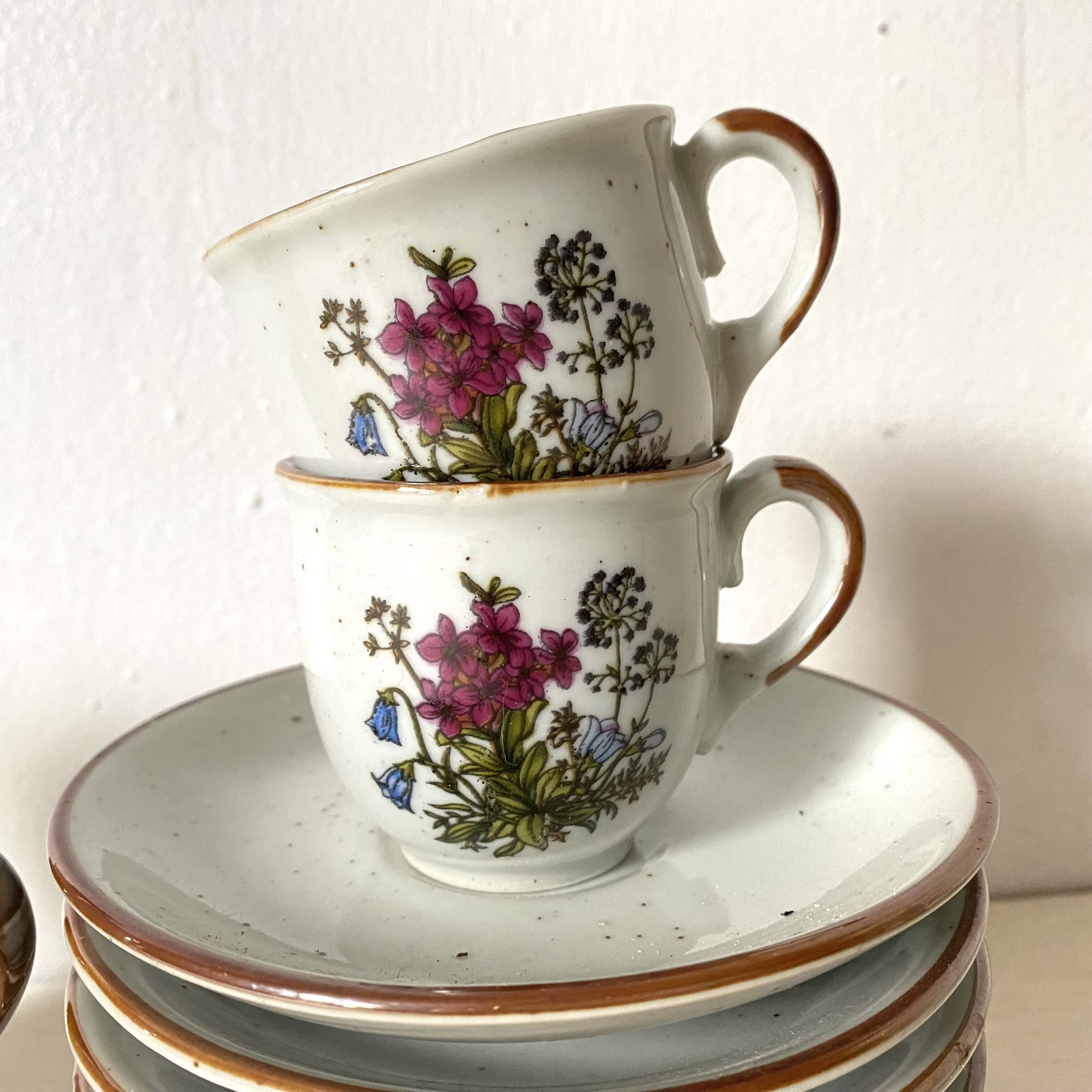 80s flowery stoneware cups