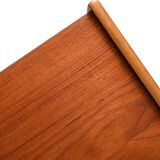 Paire de tables de chevet scandinaves des années 1950 avec étagère
