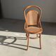 Chaise cannée en bois naturel