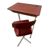 Ensemble bureau d’écolier avec sa chaise
