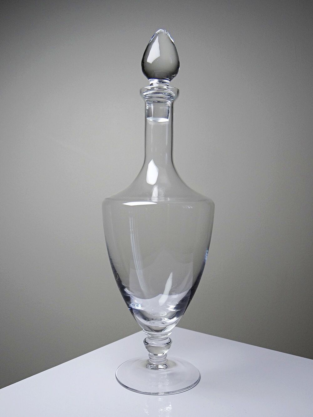 Large vintage baluster decanter in blown crystal, 1960s.