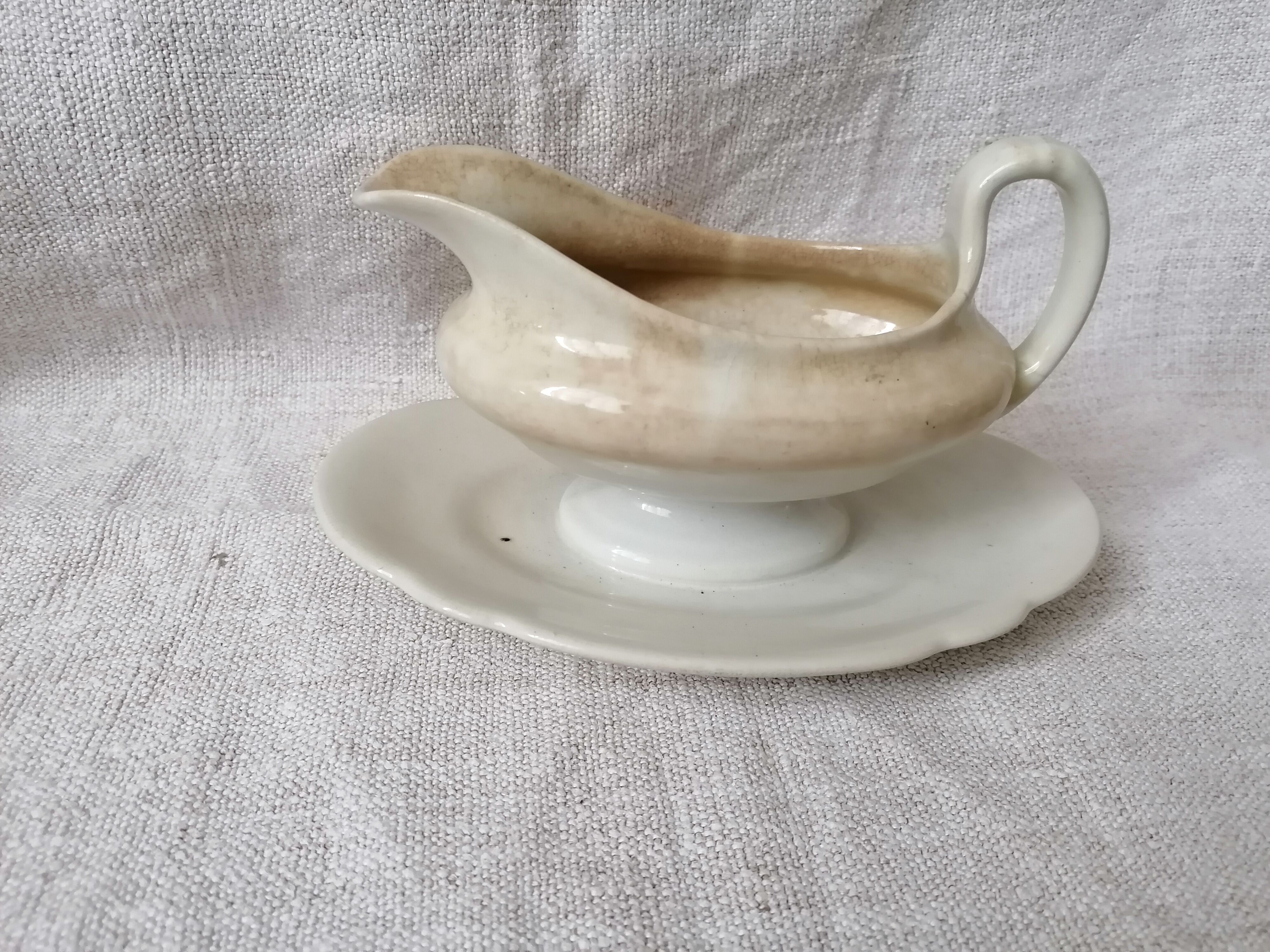 Earthenware gravy boat Petrus Regout