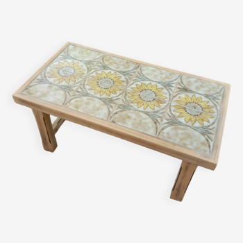 Vintage coffee table revisited